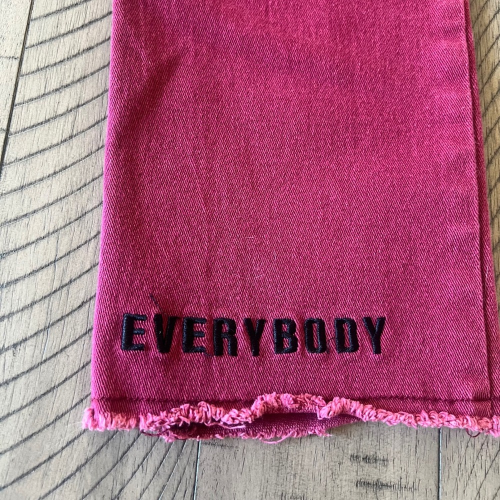 LAZY OAF x Daria I HATE EVERYBODY‎ Magenta Jeans Size 26 Cropped Raw Hem - Picture 8 of 9